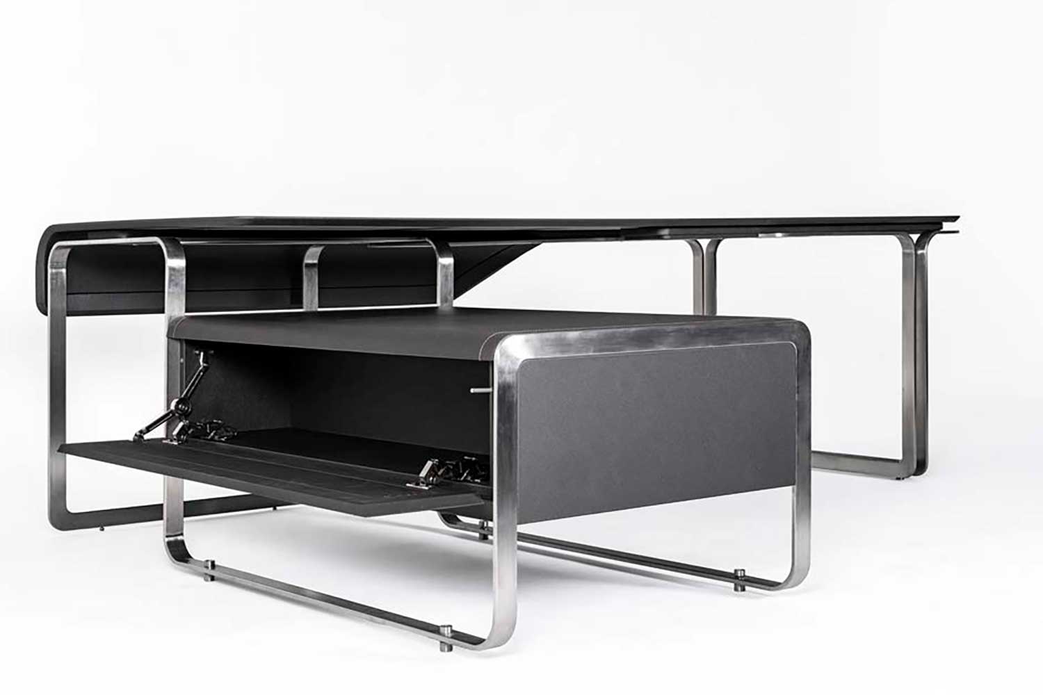 Fillet-Desk-Cedrus-Studio-Optimized_Page_4_Image_0001