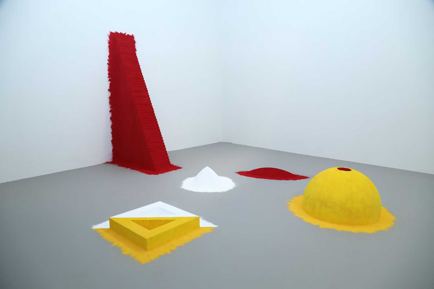 191120094458-anish-kapoor-beijing-5