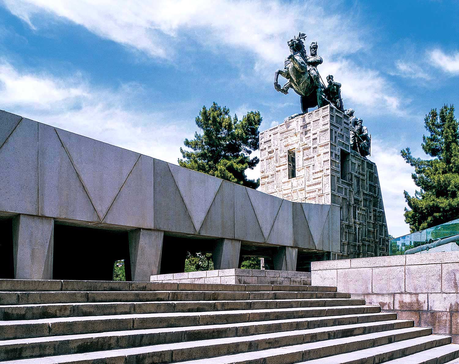 Mausoleum-of-Nader-Shah-Afshar-Houshang-Seyhoun