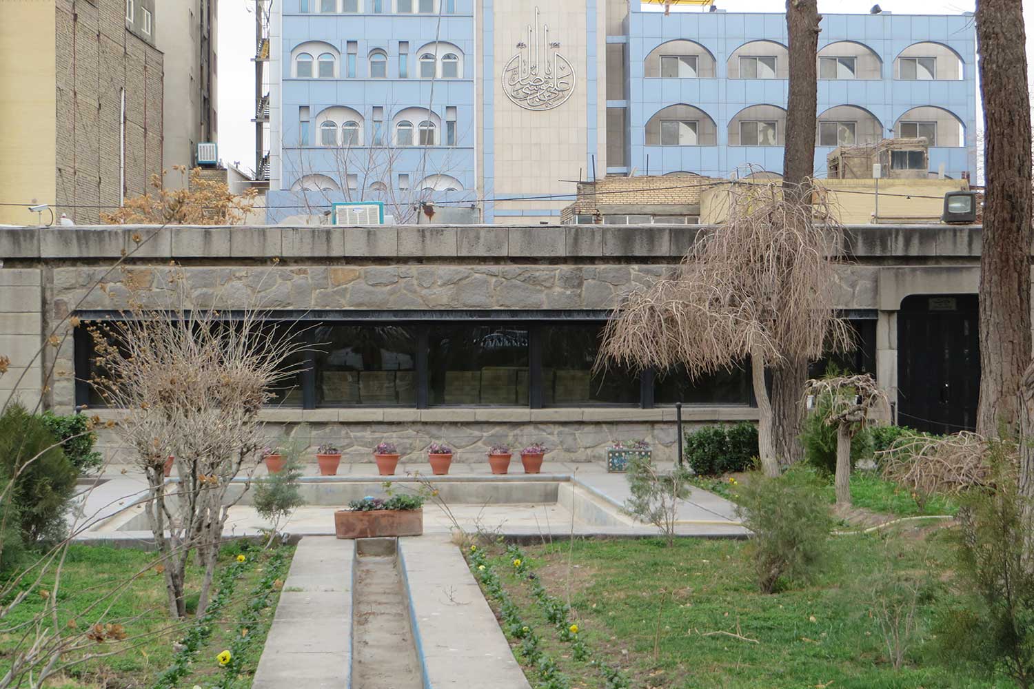 Mausoleum-of-Nader-Shah-Afshar-Houshang-Seyhoun