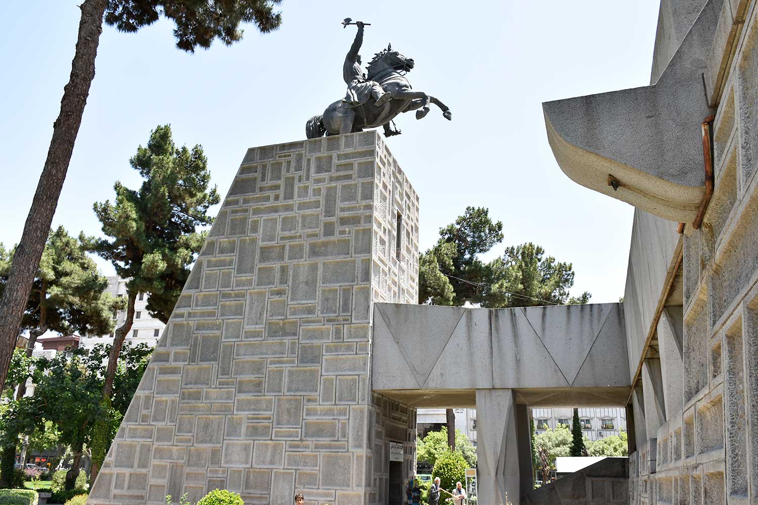 Mausoleum-of-Nader-Shah-Afshar-Houshang-Seyhoun