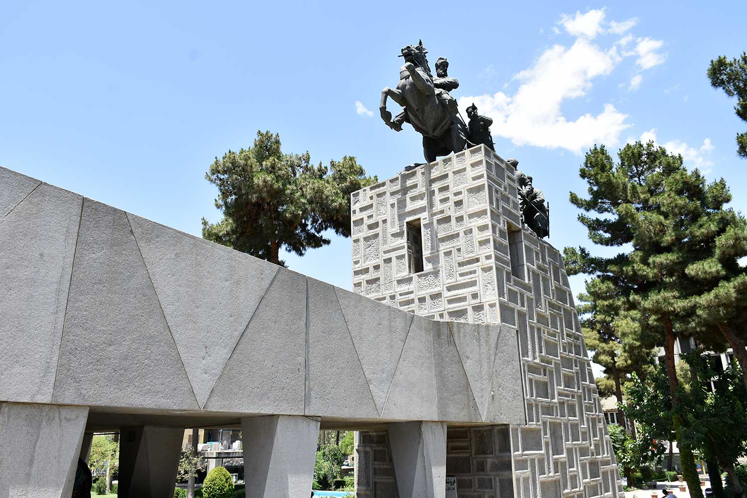 Mausoleum-of-Nader-Shah-Afshar-Houshang-Seyhoun