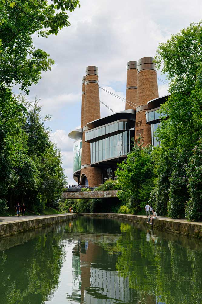 heatherwick-studio-and-manica-reveal-stadium-design-defined-by-twelve-brick-chimneys-in-birmingham_4